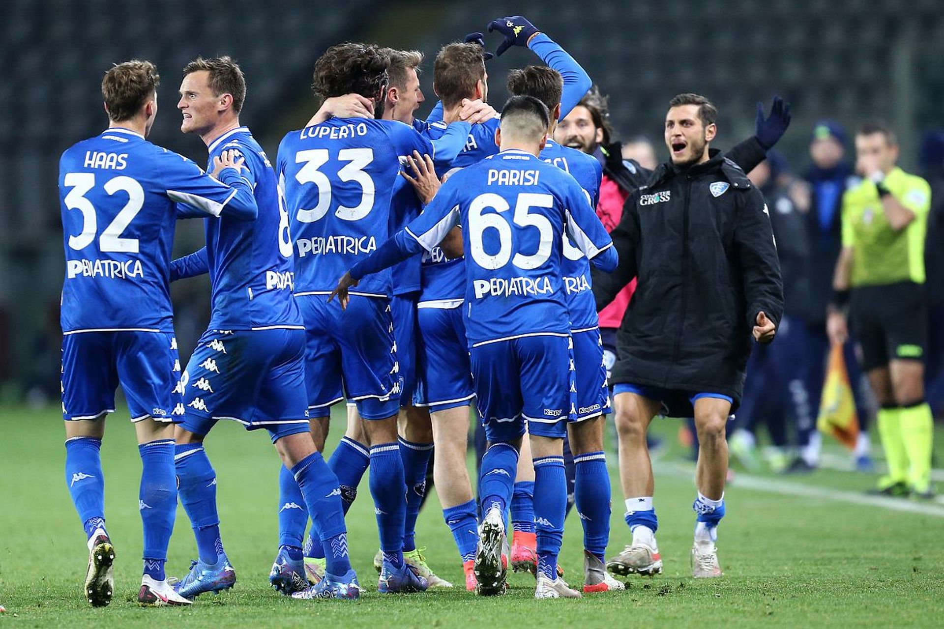 并且从中受 并且从中受